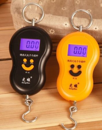 Závesná váha na batožinu max. 50 kg Závesná váha na batožinu max. 50 kg